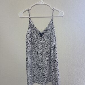 GAP Black and White Leaf Print Top